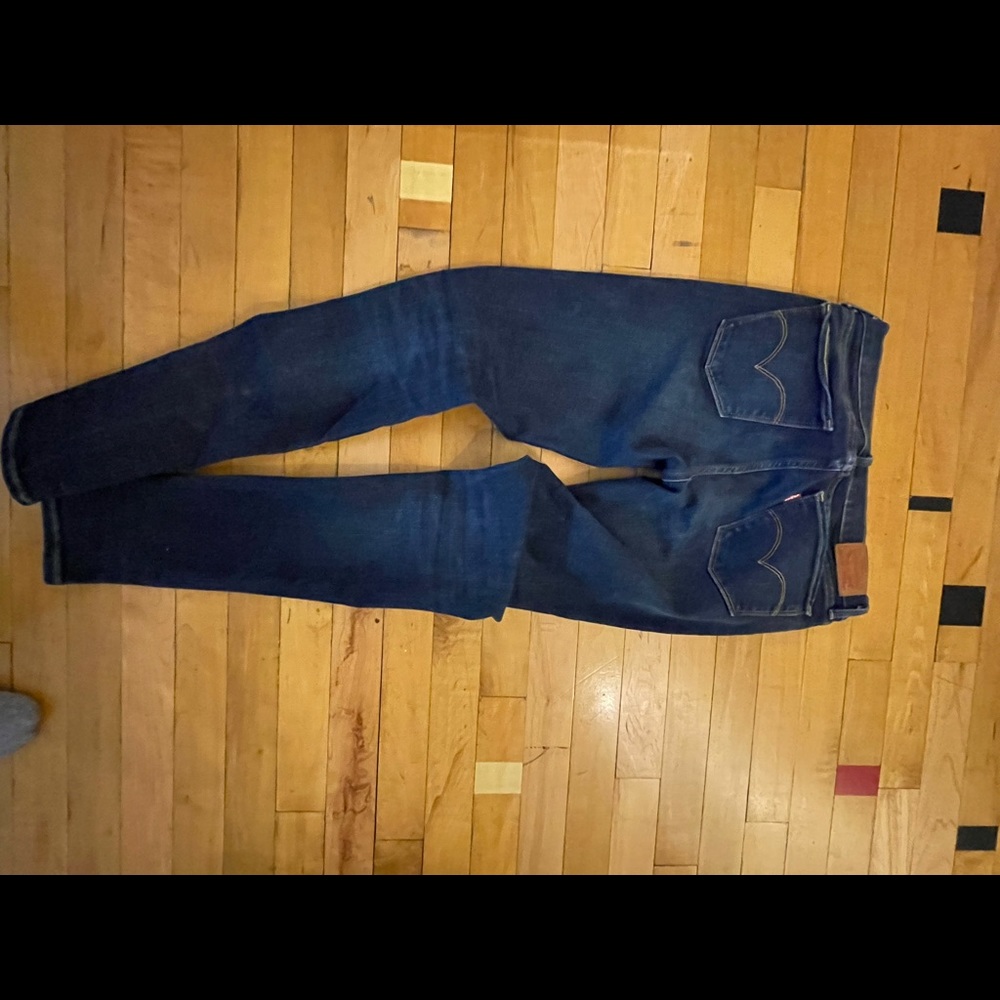 Levi skinny jeans